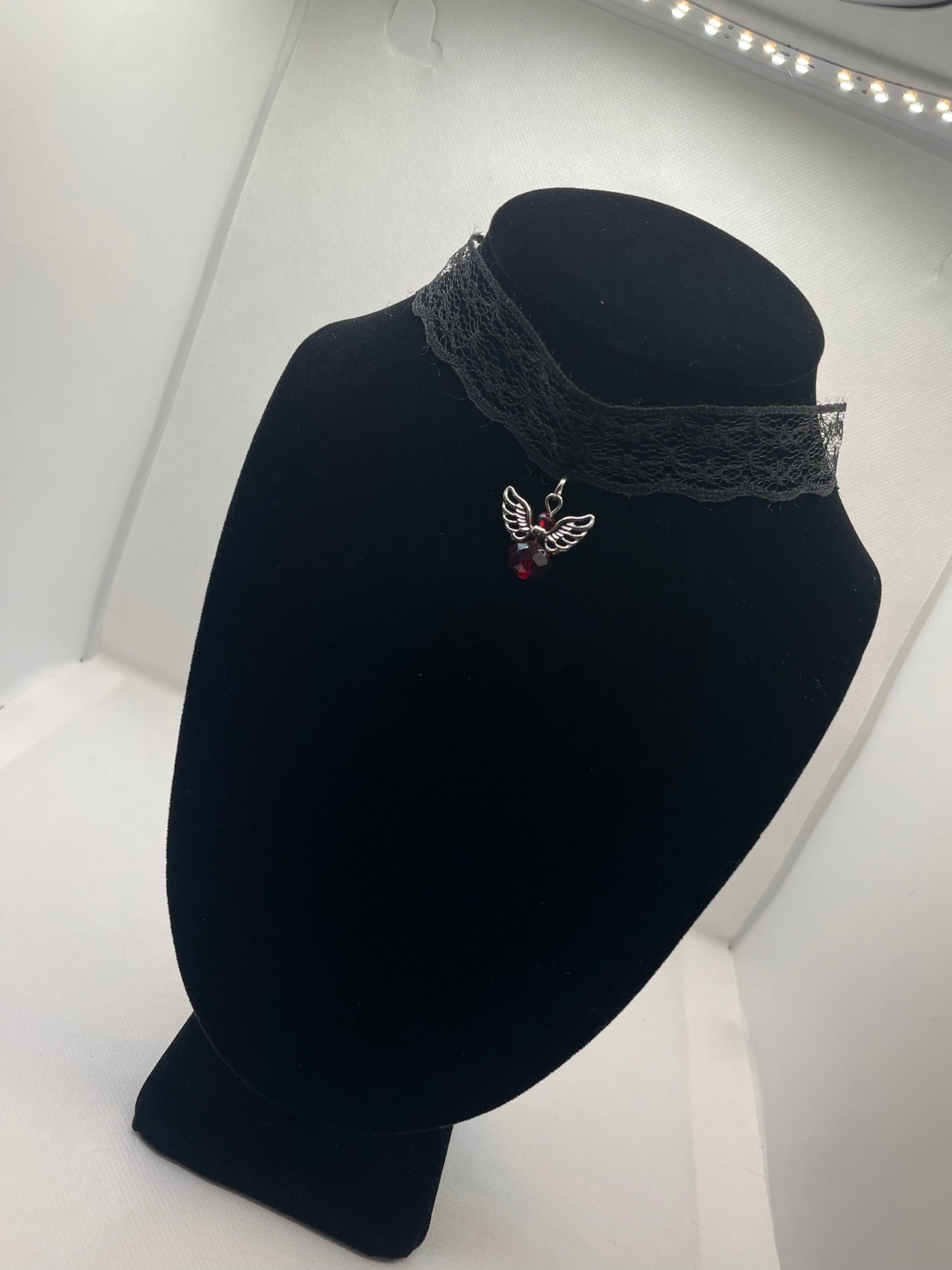 Lilith Choker