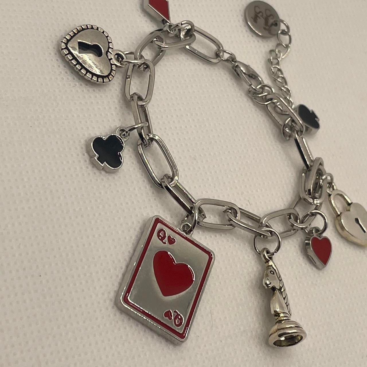 Alice in Wonderland charm bracelet ♣️♦️