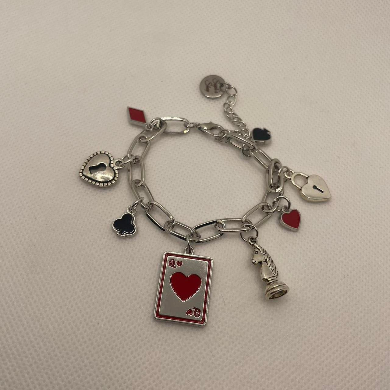 Alice in Wonderland charm bracelet ♣️♦️
