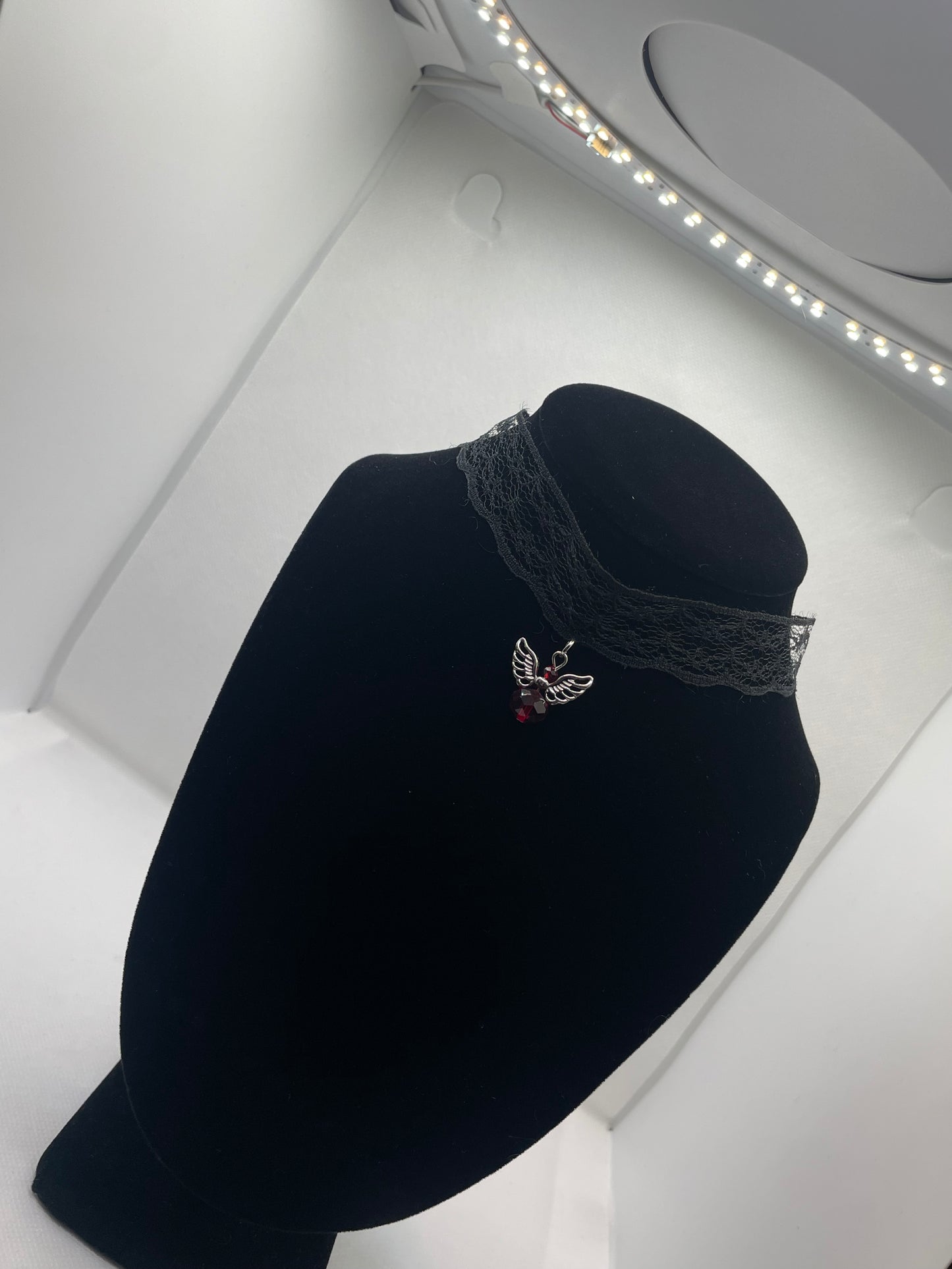 Lilith Choker