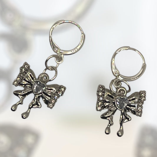 Bow earrings